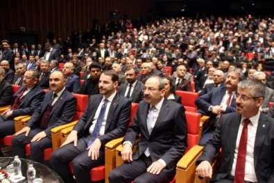 Bakan Albayrak Açıklaması '2020'Ye Girmeden Tek Haneli Faizleri Kamu Bankalarımız Piyasalarımıza İnşallah Başlatıyor'