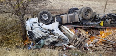 Elazığ'da Tır Devrildi Açıklaması 1 Yaralı