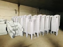 SOSYAL BELEDİYECİLİK - Erciş Belediyesinden Taziye Evlerine Sandalye Ve Masa Desteği