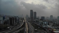 İstanbul Güne Sisle Uyandı