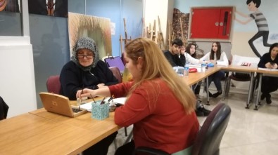 (Özel) Resim Tutkusu İle 4 Kez Kanseri Yendi, Azmi İle Örnek Oldu