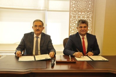 Selçuk Üniversitesi Ve SMMMO Arasında Protokol İmzalandı