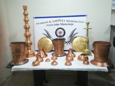Trabzon'da Camilerden Çalınan Tarihi Eserler Ele Geçirildi