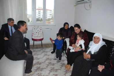 Yeşim Pekmez'den Besni'deki Şehit Ailelerine Ziyaret
