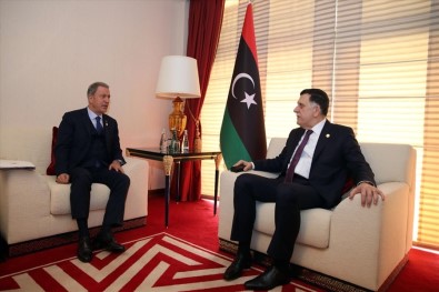 Bakan Akar'dan Libya mutabakatı görüşmesi