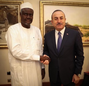 Bakan Çavuşoğlu, Katar Dışişleri Bakanı El Thani İle Görüştü
