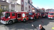 FAHRİ KORUTÜRK - Çorlu'da Apartmanın Çatısında Çıkan Yangın Hasara Neden Oldu
