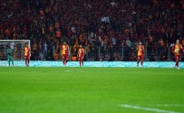 Galatasaray Tarafından Takımına Tepki, Ankaragücü'ne Alkış