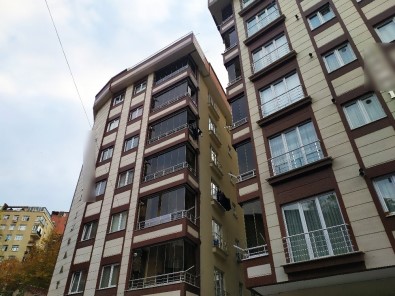 (Özel) - Ayakkabı Hırsızının Pes Dedirten Rahatlığı Kamerada