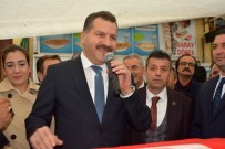 MILLIYETÇI HAREKET PARTISI - Ayvalık'ta MHP'den Coşkulu Açılış