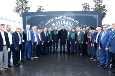 Bakan Kurum Ve Başkan Altay İstanbul'daki Konyalılarla Buluştu