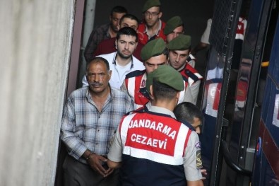 Bursa'da 3 Kişinin Öldüğü 'Roman Düğünü' Cinayetinin Sanıklarına Ceza Yağdı