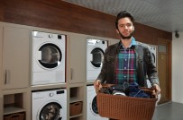 CEMAL SÜREYA - Mersin'de Üniversite Öğrencilerine 'Çamaşır Kafe' Hizmeti