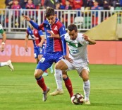 ÖZER HURMACı - TFF 1. Lig Açıklaması Altınordu Açıklaması 0 - Bursaspor Açıklaması 0