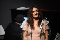 BEDRİ BAYKAM - Ünlü Türk Sanatçıdan ABD'de Yabancı Dilde Müzikal