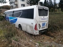 YOLCU OTOBÜSÜ - Yolcu Otobüsü Kaza Yaptı