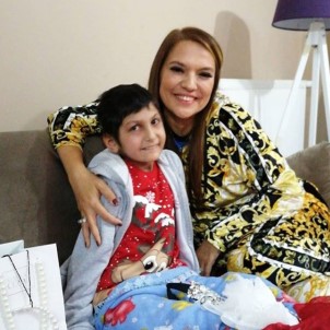 14 Yaşındaki Hicran, 5 Yıldır Lösemi İle Mücadele Ediyor