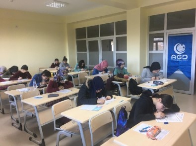 Akdağmadeni'nde Siyer-İ Nebi Sınavı Yapıldı
