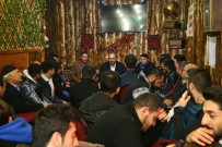 KAHVEHANE - Başkan Orhan, Genç Kürsüde