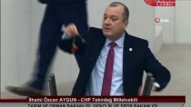 ÇEYREK ALTIN - CHP Milletvekili Aygün, Kürsüye Simit, Altın, Soğan Ve Patates İle Çıktı