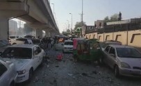 YÜKSEK MAHKEME - Pakistan'da Patlama Açıklaması 3 Yaralı