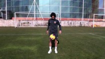AVRUPA FUTBOL ŞAMPİYONASI - Süper Lig'in En Genç Golcüsü Emre Demir'in Hedefi A Milli Forma