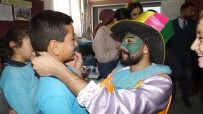 ERSIN YAZıCı - Üniversiteli Gençler Köy Çocuklarını Eğlendirdi