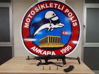 KALAŞNIKOF - Uyuşturucu Tacirlerinden Kalaşnikof Çıktı