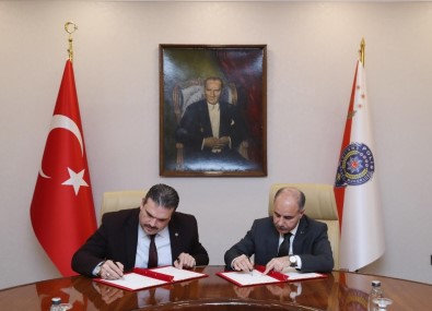 Anadolu Üniversitesi Ve Emniyet Genel Müdürlüğü KOM Daire Başkanlığı Arasında İşbirliği Protokolü