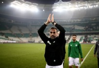 Bursaspor'da Yalçın Koşukavak İle Yollar Ayrıldı