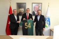 SAKARYASPOR - Forma Kampanyasına Başkan Yüce'den Anlamlı Destek