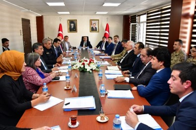 Gümüşhane'de Üst Düzey Katılımlı Kadına Karşı Şiddetle Mücadele Toplantısı Yapıldı