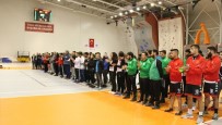 CENTİLMENLİK - NEVÜ'de Üniversiteler Arası Hentbol Şampiyonası Başladı