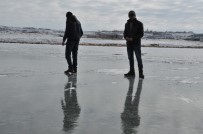 ATMOSFER - (Özel) Gençlerin Çıldır Gölü'nde Buzla Sınavı