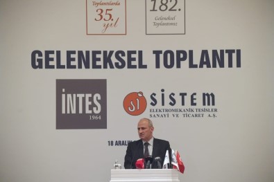 Bakan Turhan Açıklaması 'Kanal İstanbul'un Tüm Hazırlıkları Bitmek Üzere, Yakında Kazmayı Vuracağız'