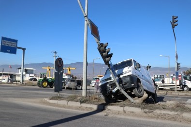 Bolu'da Zincirleme Trafik Kazası Açıklaması 1 Yaralı