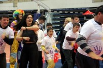 BEDEN EĞİTİMİ - Engelli Çocuklar, ERÜ Öğrencileriyle Gönüllerince Eğlendi
