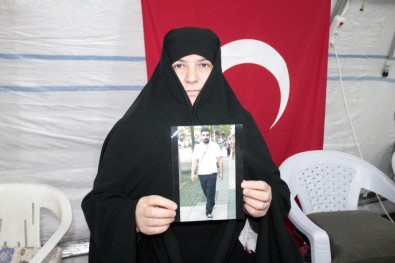 HDP Önünde Evlat Nöbeti Tutan Ailelerin Sayısı 60'A Yükseldi