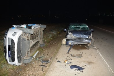 İzmir'de Alkollü Sürücü Dehşeti Açıklaması 2'Si Polis 3 Yaralı