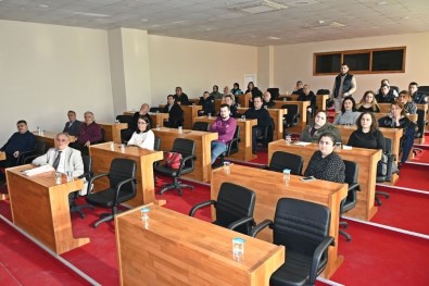 Karabük'te 'Çözüm Odaklı İletişim' Semineri