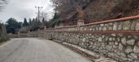 HEREKE - Kartepe Ve Karamürsel'de Mezarlıkların Görünümü Değişiyor