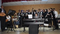 MÜZİK ÖĞRETMENİ - Öğretmen Ve Öğrencilerden Türk Halk Müziği Konseri