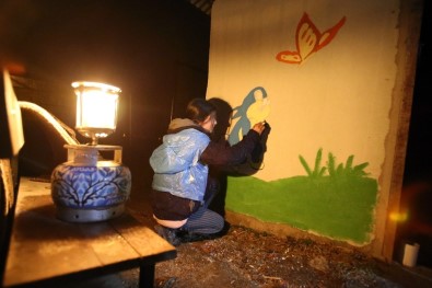 'Şehirlerimiz Ayrı, Gönüllerimiz Aynı' Diyerek Köy Okulunu Baştan Aşağıya Yenilediler