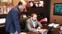 TÜRK MİLLİ TAKIMI - Sivasspor Başkanı Otyakmaz'ın Tercihi 'Millilerden Asker Selamı' Oldu
