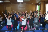 MURAT GÖĞEBAKAN - Ceyhan'da Kadınlara Pilates Ve Zumba Kursu