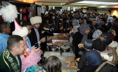 Erzincan'da Yaşayan Göçmenler Yöresel Yemeklerini Tanıttılar