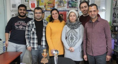 İÜ Akademisyenlerinden Radyo Dumlupınar'a Ziyaret