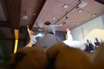 Mevlana Yunusemre'de Anıldı