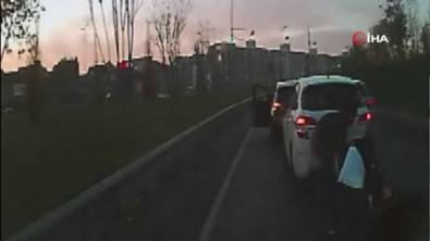 Trafik Magandaları Kadın Doktora Saldırdı