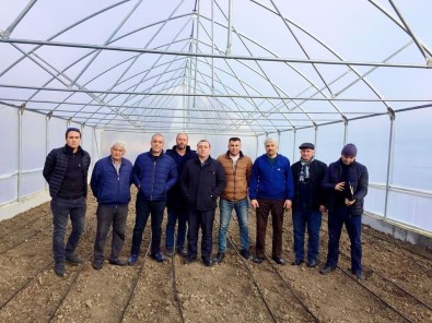 Ahıska Türkleri İçin Yapılan Seralar Teslim Edildi